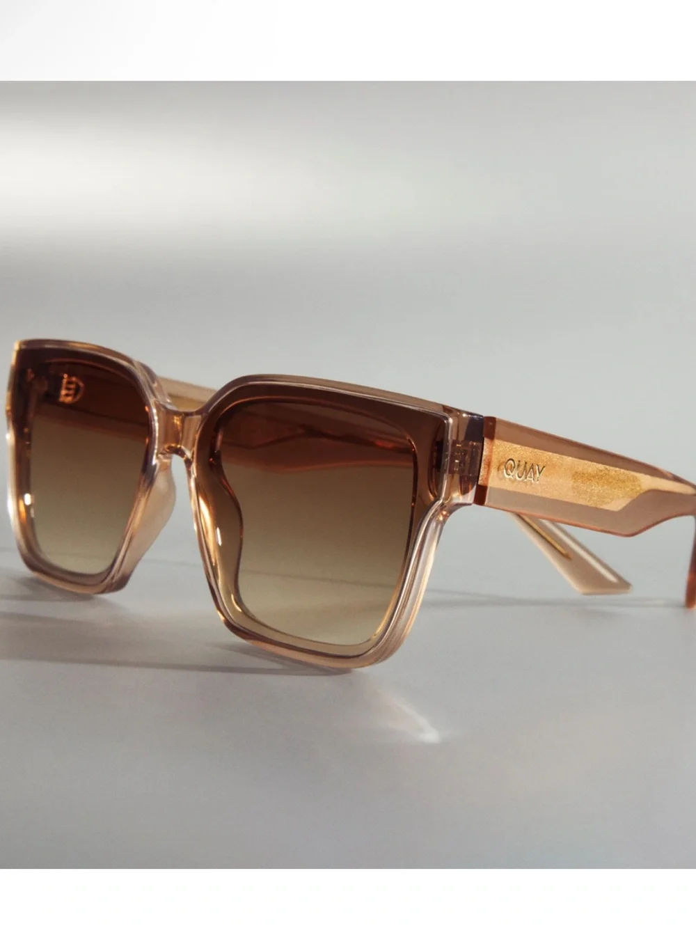NIB Quay unisex Drive In 51mm Square Sunglasses in Crystal oat/sepia
